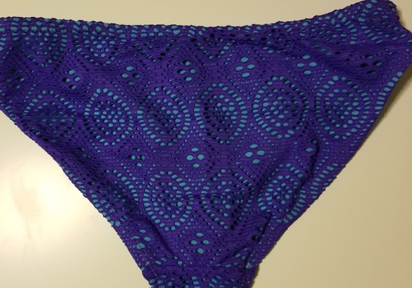 NWT Lace Bikini Set - Picture 4 of 4